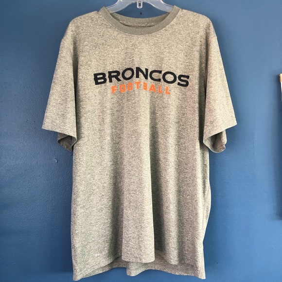 Nike Broncos NFL Shirt - Picture 1 of 5